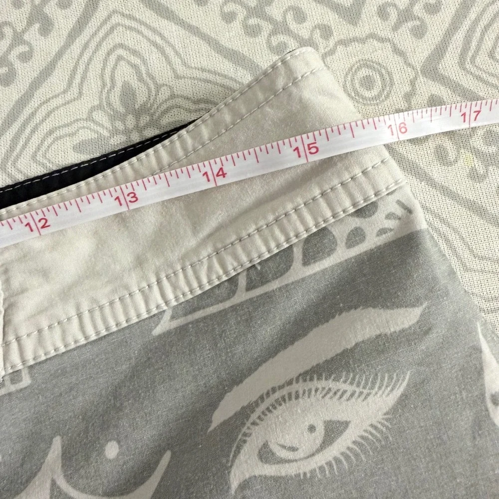 RVCA Mens Size 30 Board Shorts Grey White Nature Graphic Print M1033RVT
